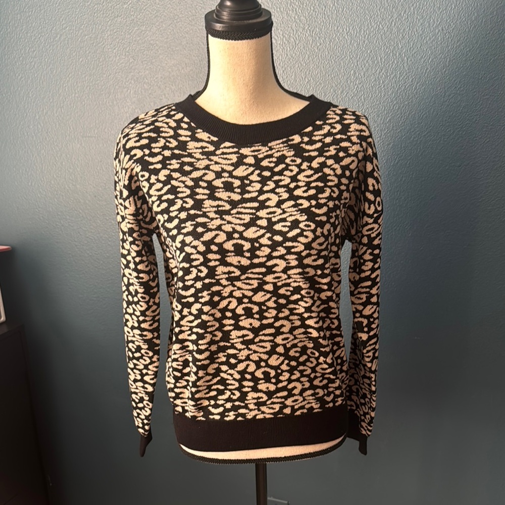Leopard Print Sweater - Black and Beige